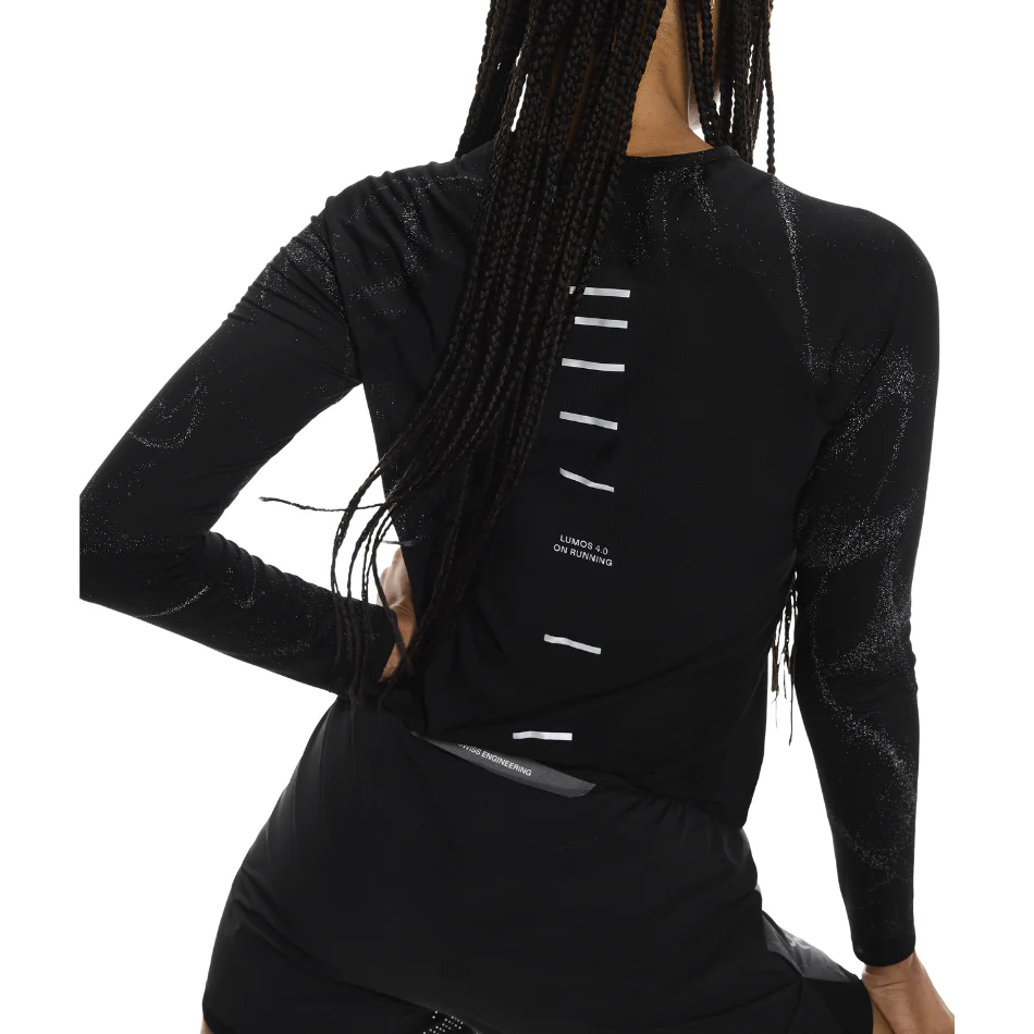 On Women's Performance Long-T Lumos in Black AW25 - Image 3