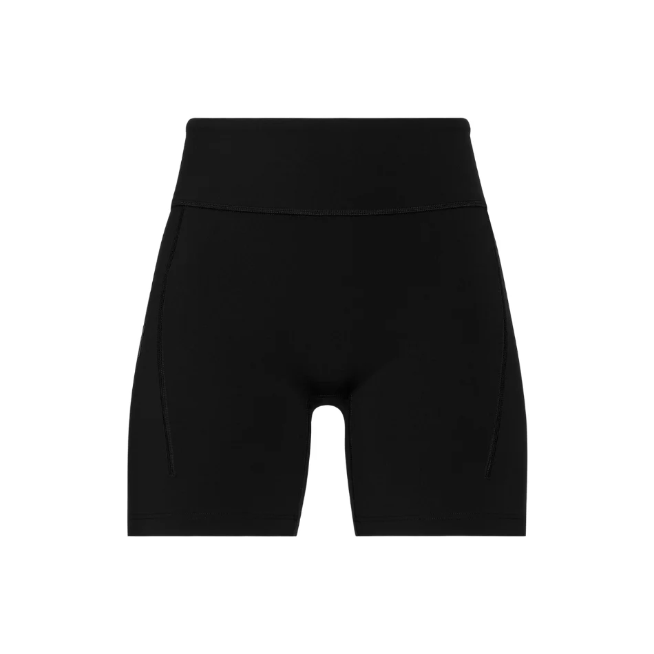 On Women's Performance Tights Shorts in Black SS26